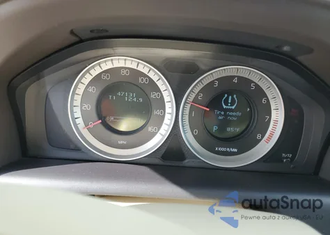 2011 Volvo Xc60 T6 z USA, uszkodzony, nr VIN YV4902DZ1B2214639